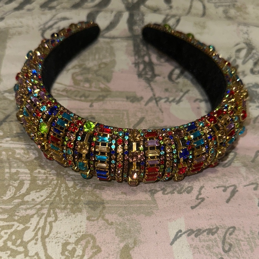 Red and Green Beaded Hair Accessory